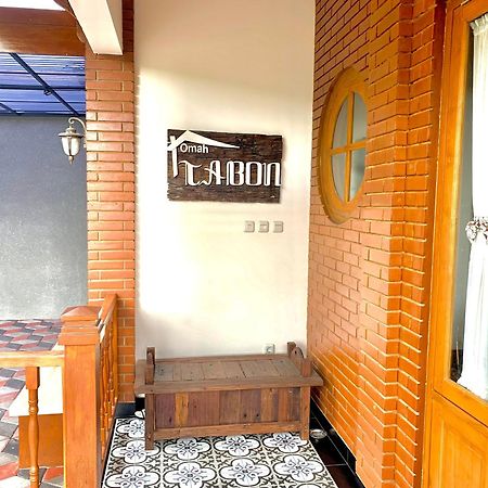 Omah Tabon Jogja - Close To Malioboro ジョグジャカルタ エクステリア 写真