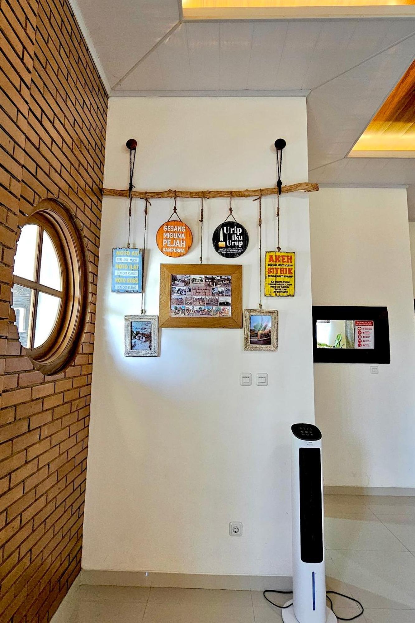Omah Tabon Jogja - Close To Malioboro ジョグジャカルタ エクステリア 写真